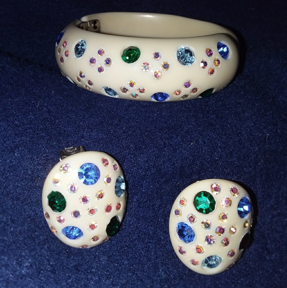 WEISS Bracelet and matching Earrings